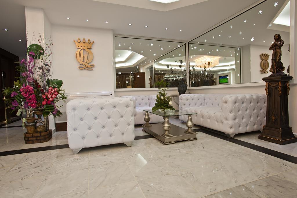 Queens Land Hotel Джунія Екстер'єр фото